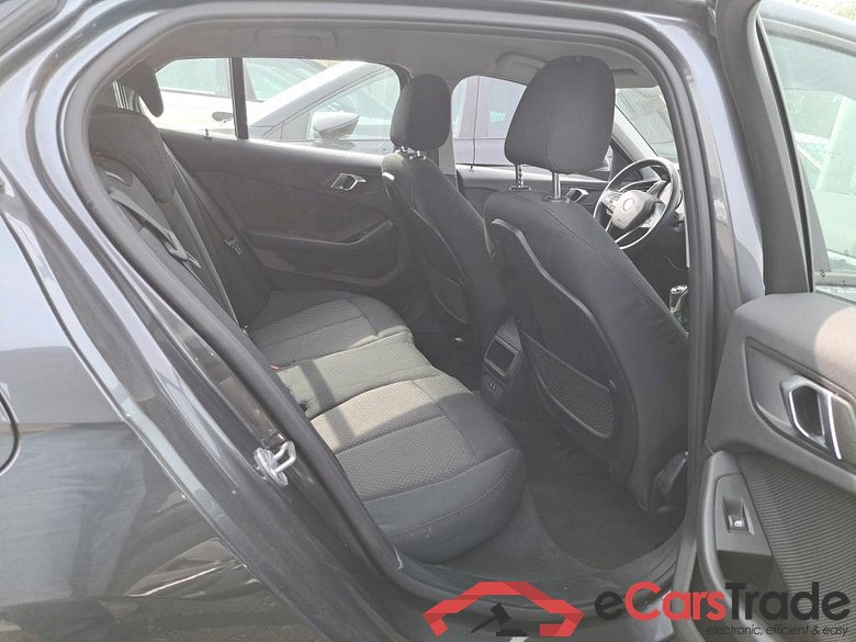 BMW 1 SERIES HATCH 1.5 118I (100KW) #6