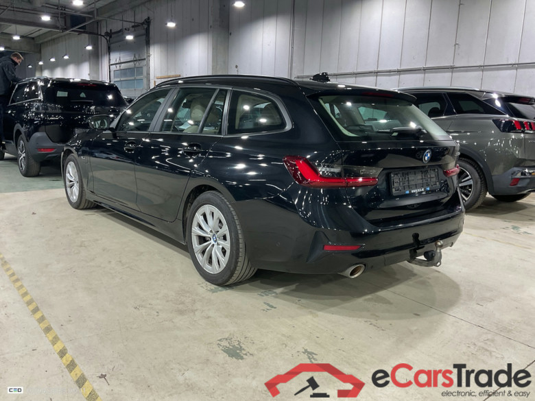 BMW 3 SERIES TOURING 2.0 330E (215KW) TOURING #3