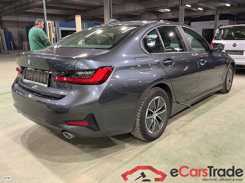 BMW 3 DIESEL - 2019 318 dA AdBlue #4