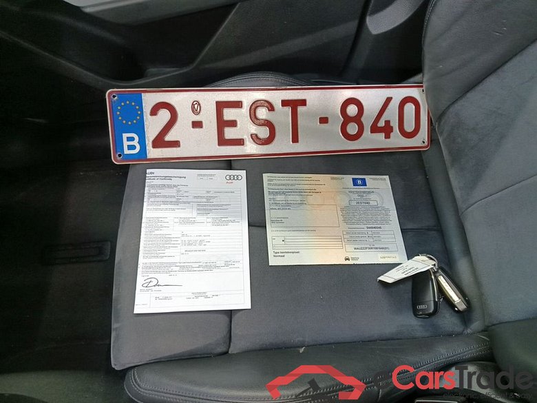 Audi Q3 45 TFSI e S tronic S Line 5d #4