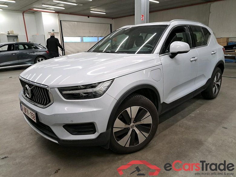 VOLVO - VOL XC40 T4 Recharge 211PK Geartronic Inscription Expression Pack Winter & Park Assist Pack & Semi Auto Foldable Trailer Hook * HYBRID *