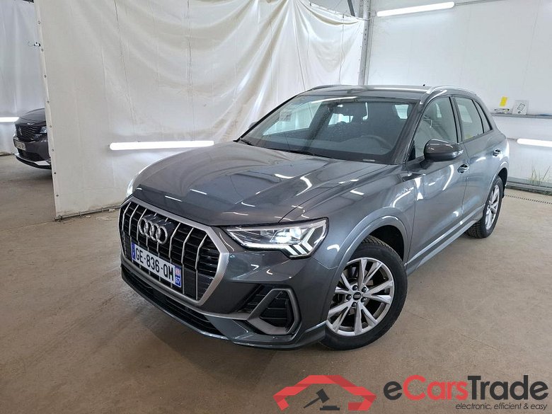 AUDI Q3 / 2018 / 5P / SUV 35 TFSI 150 MHEV S TRONIC S LINE #1