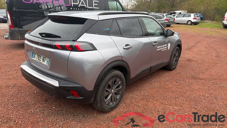 Peugeot 2008 Style 2008 PureTech 100 S&S BVM6 #4