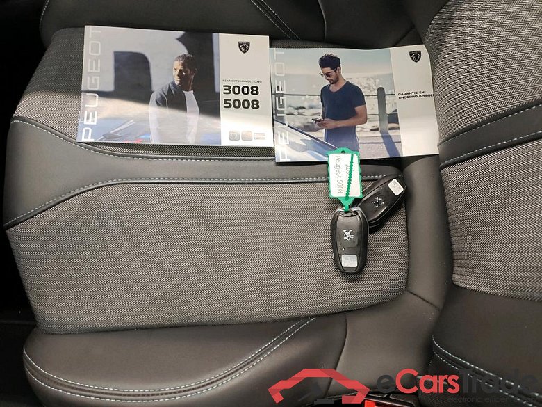 Peugeot 5008 Allure Pack Business PureTech 130 5d #4