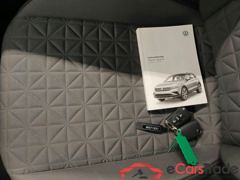 Volkswagen Tiguan 1.5 TSI 110kW DSG Life Business 5d #4