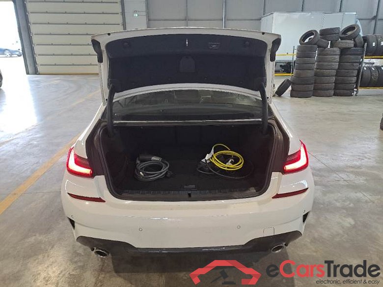 BMW SERIE 3 / 2018 / 4P / BERLINA 330E MSPORT AUT. #5