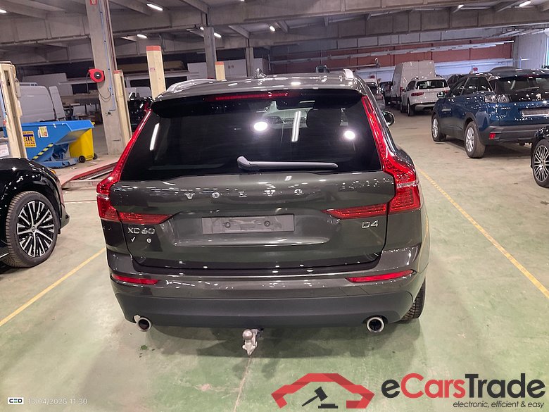 VOLVO XC60 2.0 D4 120KW GEARTRONIC MOMENTUM PRO #5