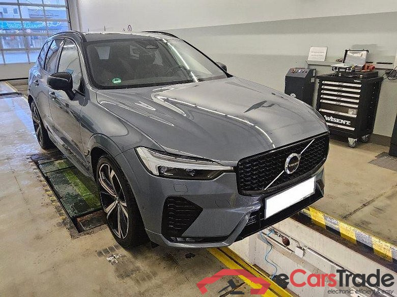Volvo XC60 (03.2017->) DE - SUV5 B5 (Benzin) AWD EU6d, Ultimate Dark Mild-Hybrid (EURO 6d), (Facelift) #2