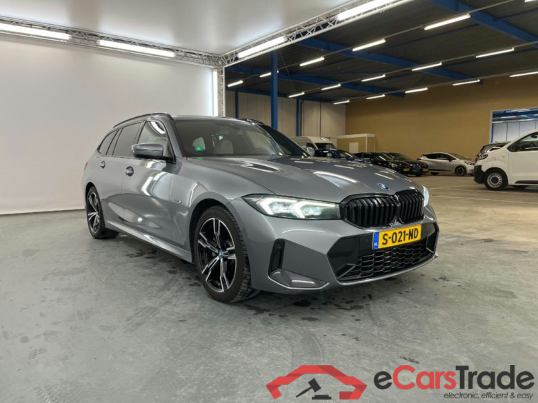 BMW 3-SERIE TOURING 330e #2