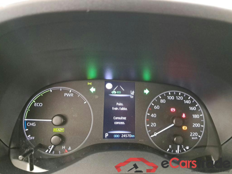 TOYOTA Yaris Hybride / 2019 / 5P / Berline Hybride 116h Dynamic Business Beyond Zer #6