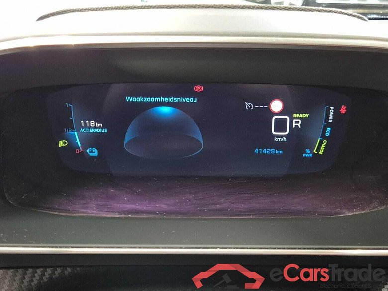 PEUGEOT e-2008 EV All. Pack 50 kWh #4