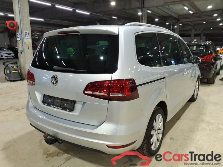 Volkswagen Sharan 2.0 TDi Highline 7PL Aut. Pano ACC Navi 1/2 Leather-Alcantara Klima PDC ... #3
