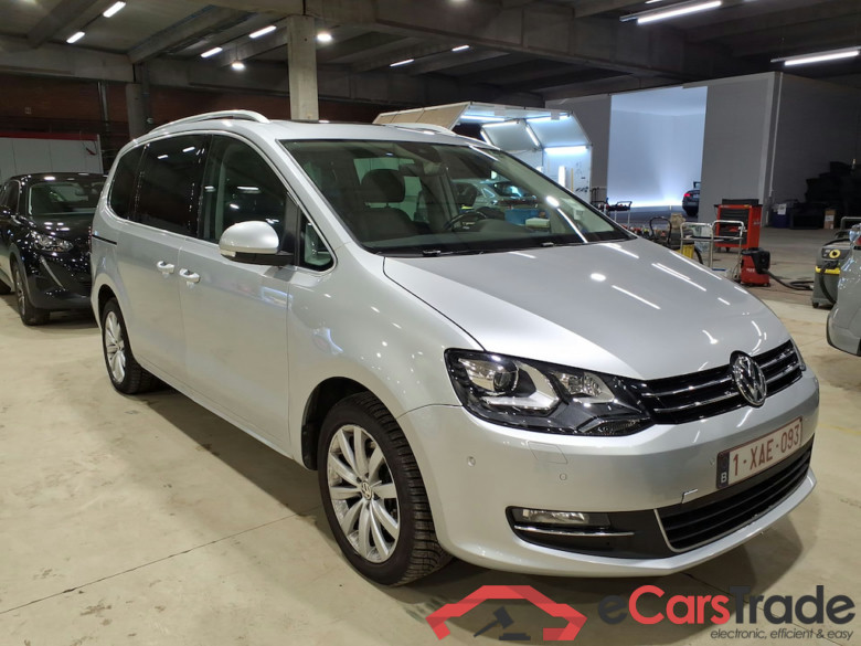 Volkswagen Sharan 2.0 TDi Highline 7PL Aut. Pano ACC Navi 1/2 Leather-Alcantara Klima PDC ... #2