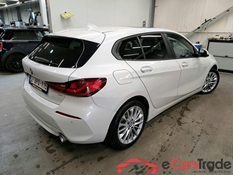 BMW - BMW 1 HATCH 118dA 150PK Advantage Business Edition & Pack Business With Sport Seats & Travel Pack #2