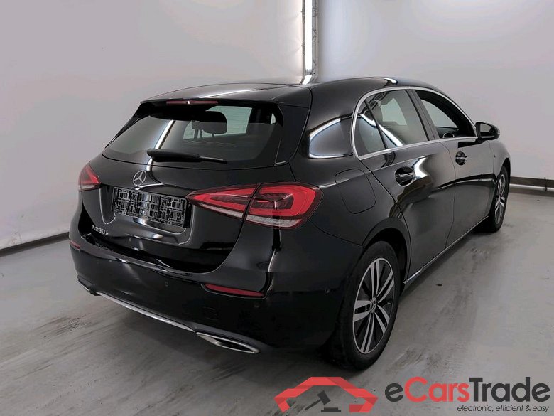 MERCEDES-BENZ CLASS A (W177) A 250 e PHEV Business Solution #4