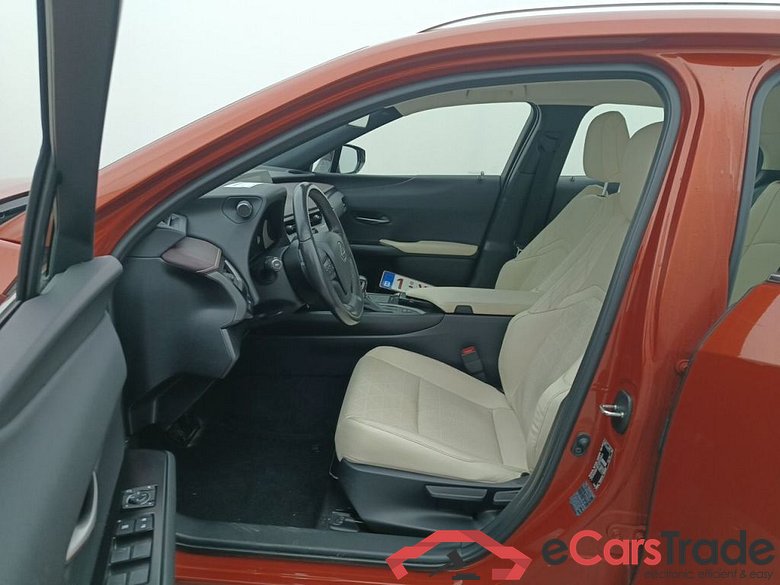 Lexus UX 2.0L 250H Business Line Plus 5d #3