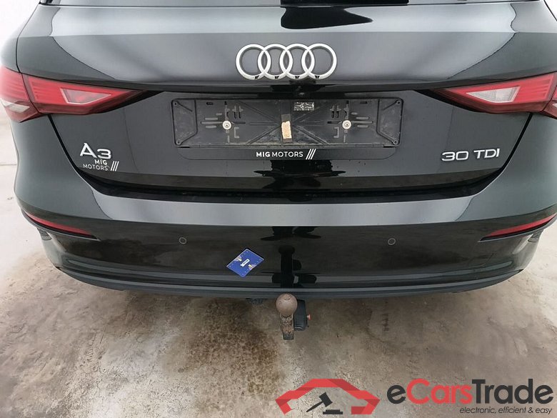 Audi A3 Sportback 2.0 30 TDi 85kW 5d #6