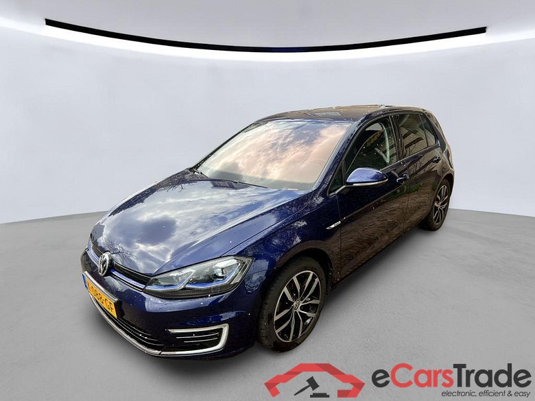 VOLKSWAGEN e-Golf 100 kW #1