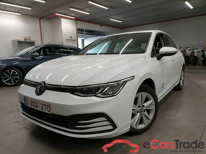 VOLKSWAGEN - VW  GOLF TSI 130PK Life Pack Light & Sight & Travel Media & Nav Discover Media  * PETROL *