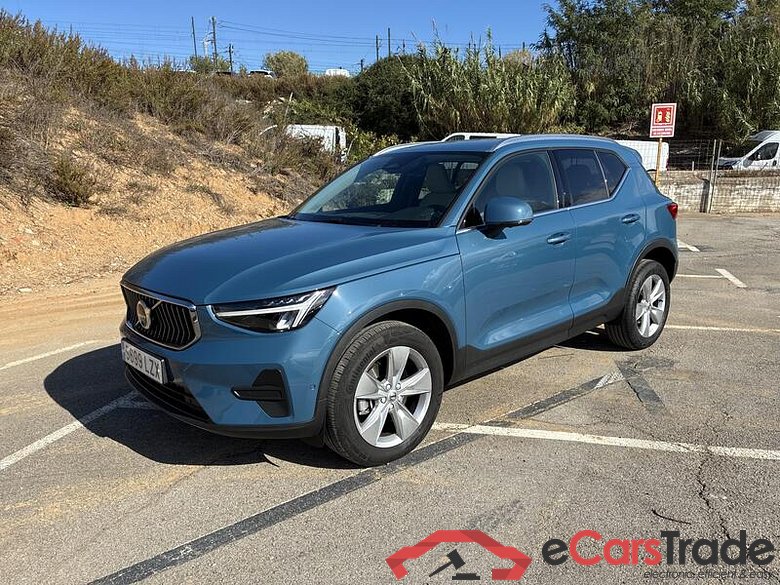 XC40 Plus Bright 2WD 2.0 165CV AT7 E6d #1