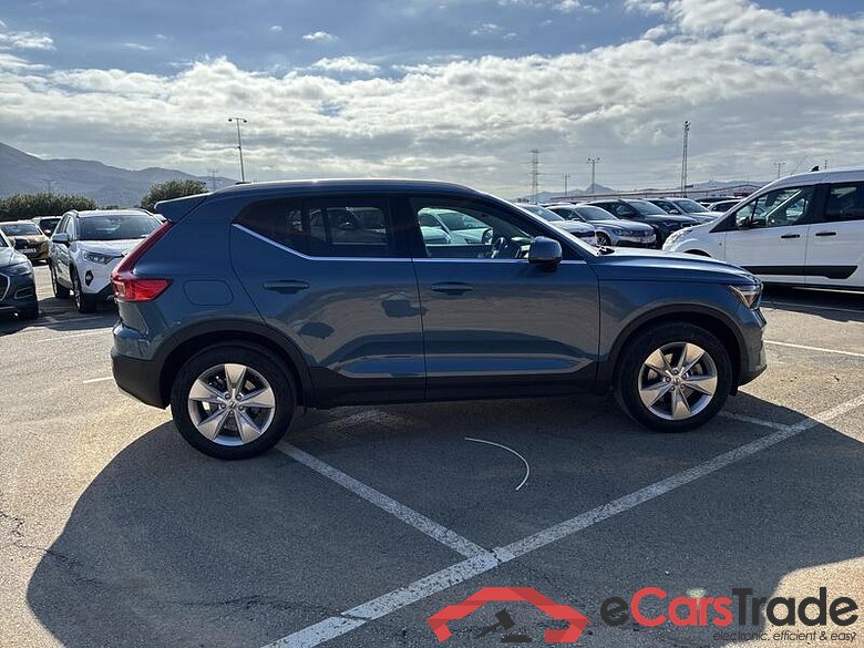 XC40 Plus Bright 2WD 2.0 165CV AT7 E6d #6