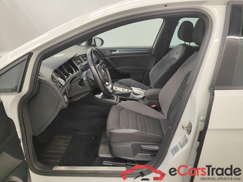 Volkswagen Golf VII 1.5 TSi ACT 110kW Highline DSG 5d #3