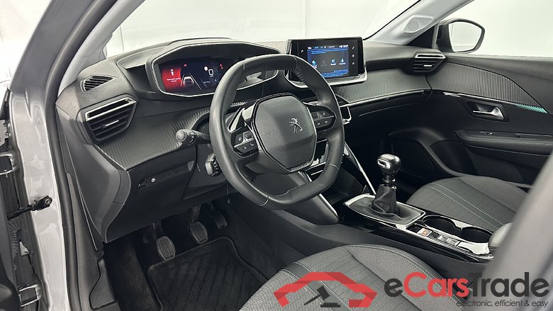 Peugeot 208 Allure 1.2 PureTech 100ch #6