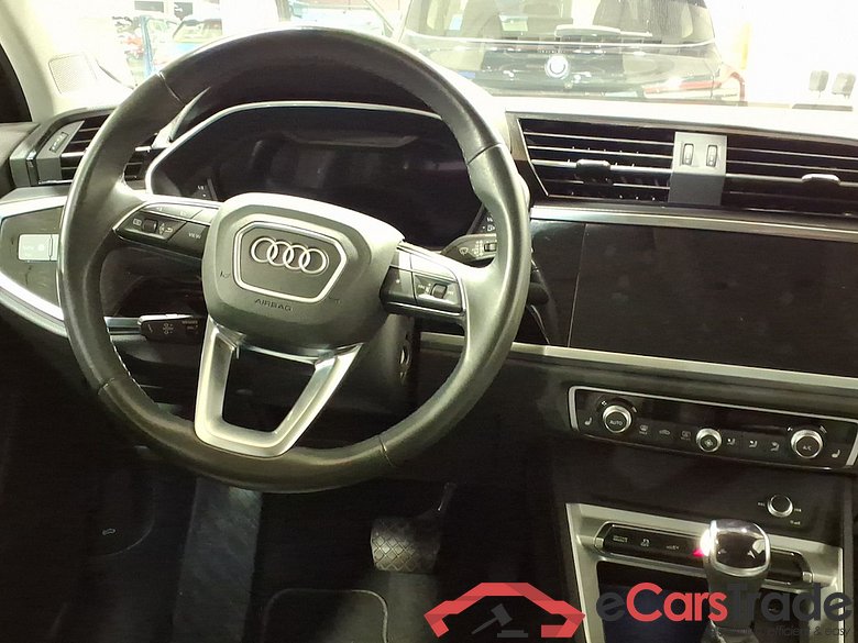 AUDI Q3 Sportback 1.4 45 TFSI E S TRONIC #6