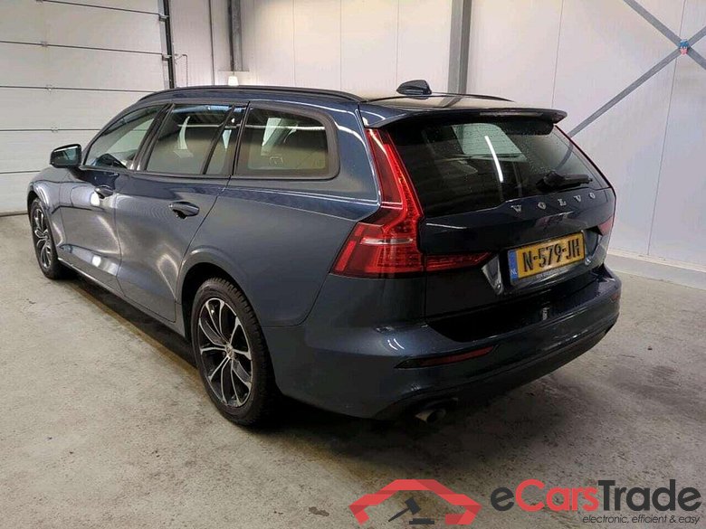 VOLVO V60 2.0 B3 Mom. Adv. #6