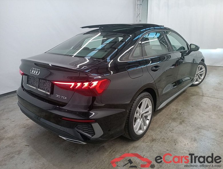 Audi A3 Berline 2.0 TDi 30 85kW S tronic S line Bus. Ed 4d #2