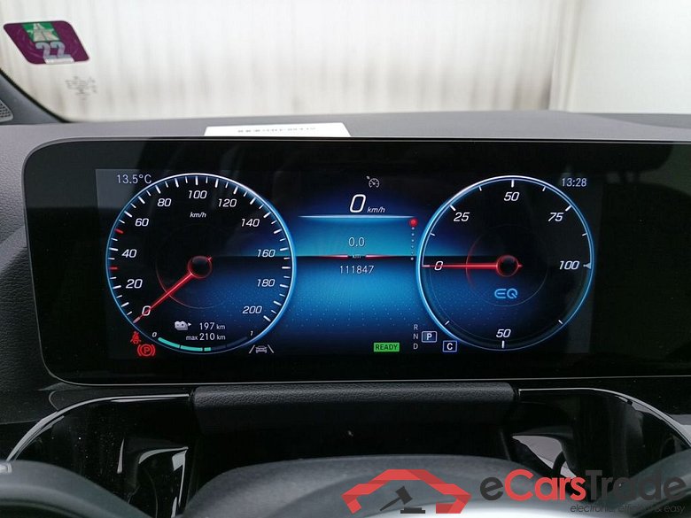 Mercedes-Benz EQA EQA 250 Business Solution Luxury 5d #6