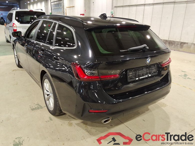 BMW 3 SERIES TOURING 2.0 320E TOURING Business Plus Mirror #2