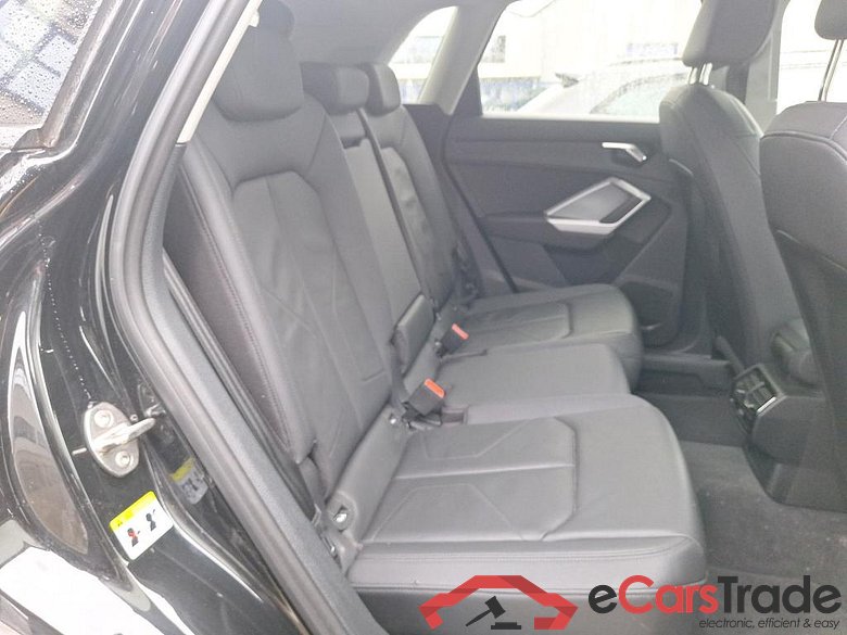 AUDI Q3 1.4 45 TFSI E S TRONIC #6