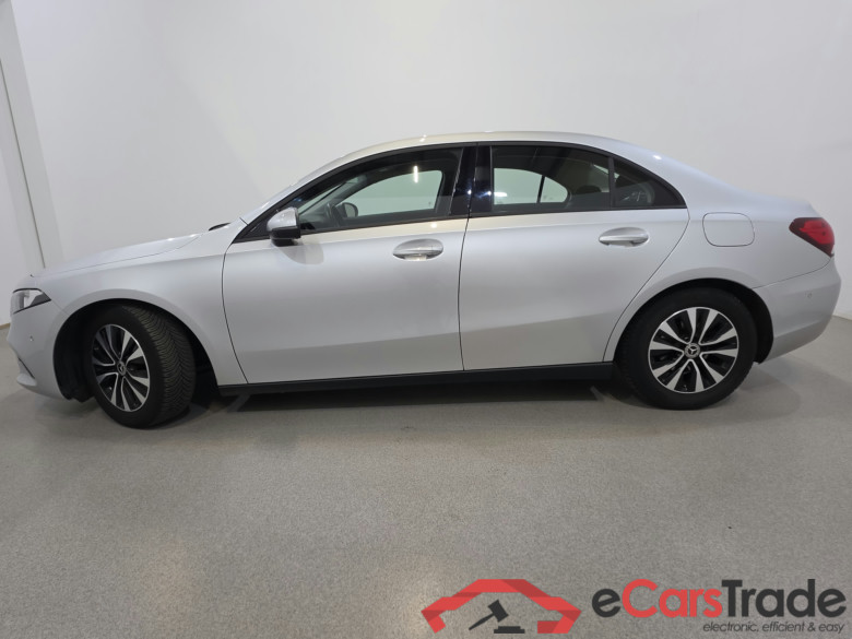 Mercedes A 180d Limo Aut. Widescreen Navi KeylessGo Camera Klima PDC ... #2