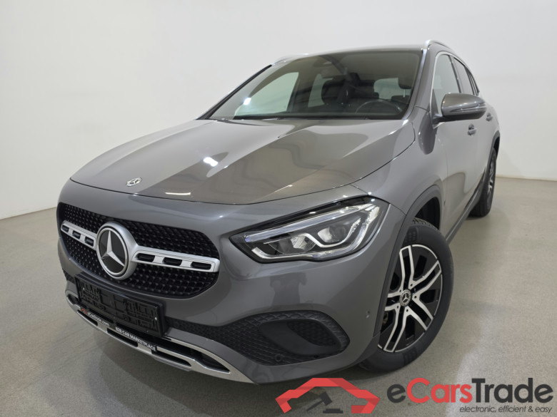 Mercedes GLA 200d Aut. LED-Xenon Widescreen Navi 1/2 Sport-Leather KeylessGo Camera Klima PDC ...