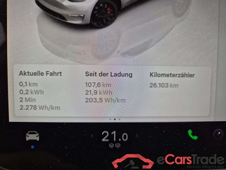 Tesla Model Y Long Range Dual AWD #4