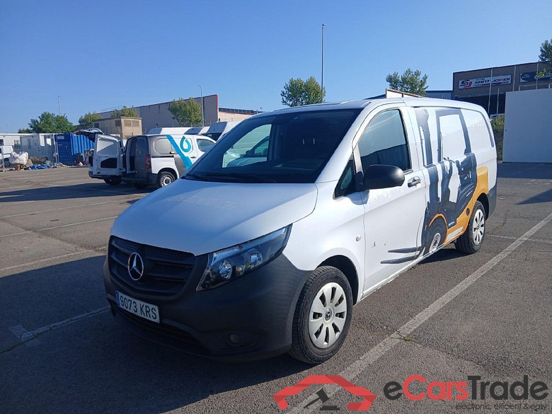 MERCEDES-BENZ Vito / 2014 / 4P / furgón 114 CDI Larga #1