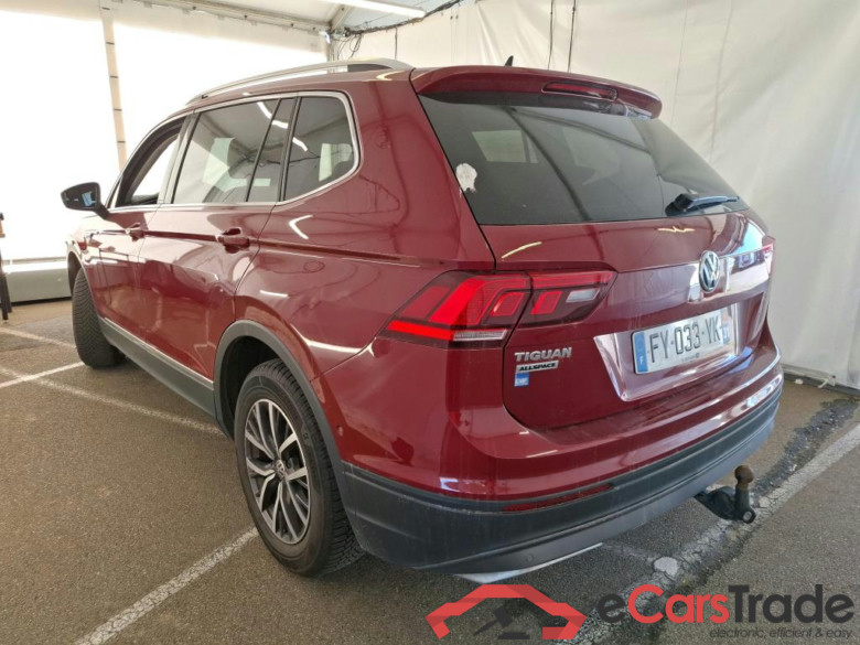 VOLKSWAGEN Tiguan Allspace / 2017 / 5P / SUV 2.0 TDI 150 DSG7 Confortline Business #2