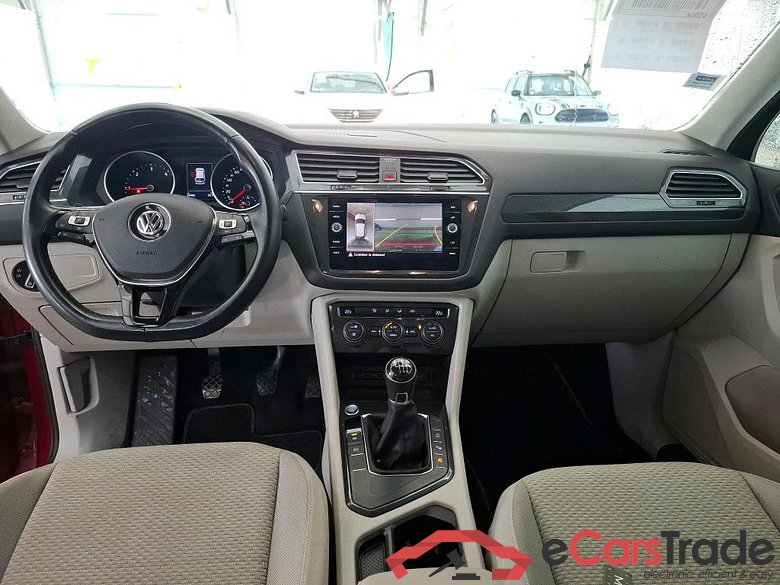 VOLKSWAGEN Tiguan Allspace 5p SUV 2.0 TDI 150 BVM6 Confortline Business #5