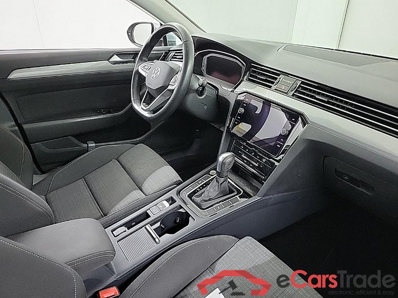 VOLKSWAGEN Passat Variant 1.5 TSI 7-DSG Business 5D 110kW #6