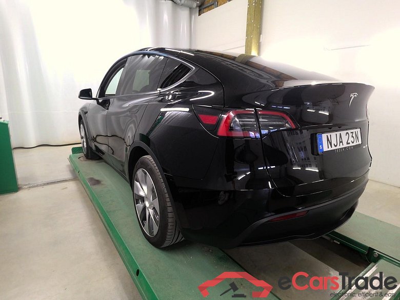 Model Y Long-Range AWD #4