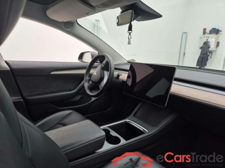 TESLA MODEL 3 STANDARD RANGE #3