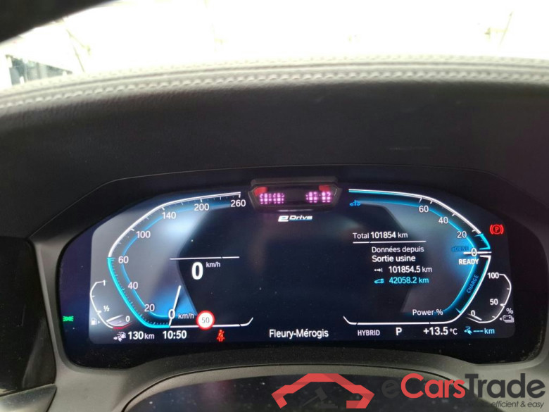 BMW Série 3 Touring / 2019 / 5P / Break 330e xDrive 292ch Luxury BVA8 Hybride #6