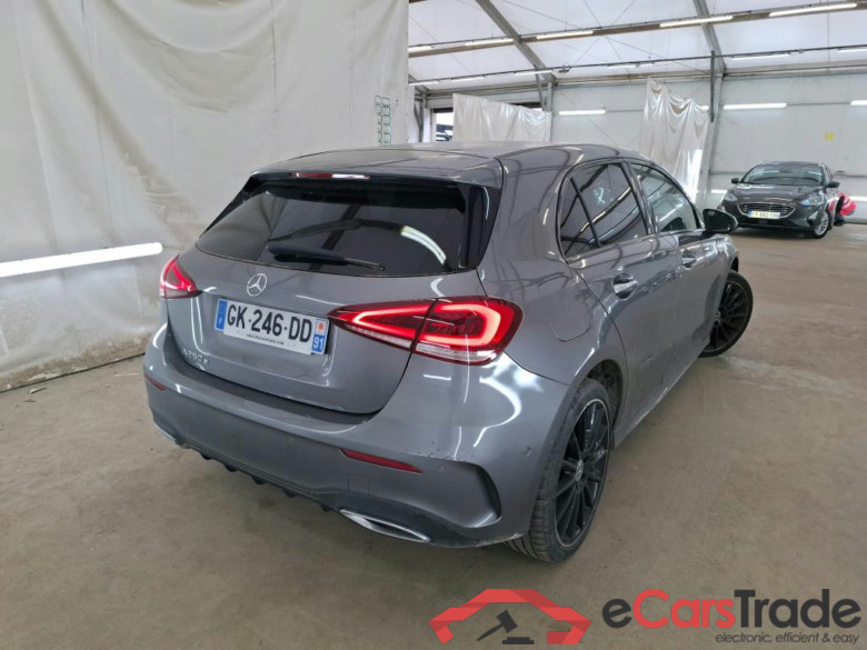 MERCEDES-BENZ Classe A Compact / 2018 / 5P / Berline A 250 e AMG Line 8G-DCT #3