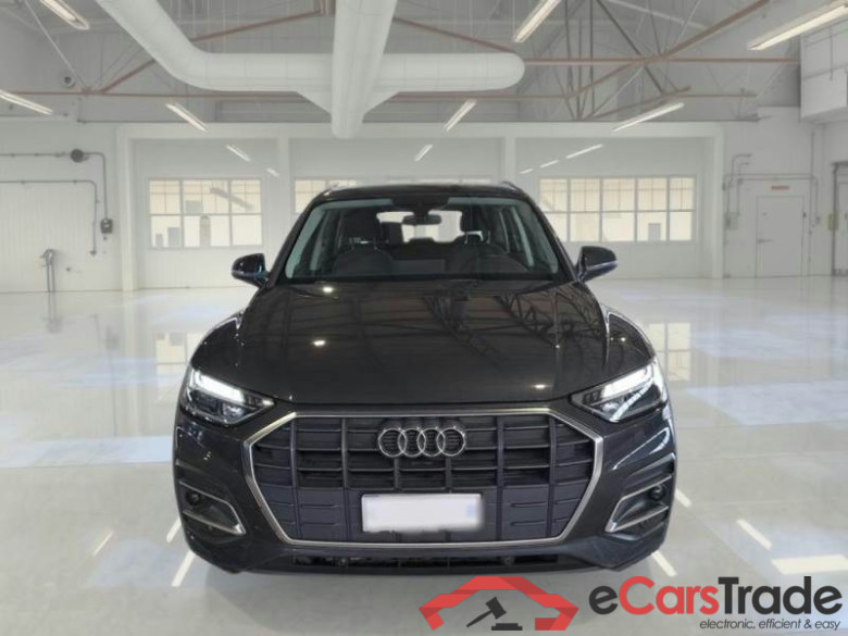 AUDI Q5 / 2020 / 5P / SUV 35 TDI BUSINESS S TRONIC #6