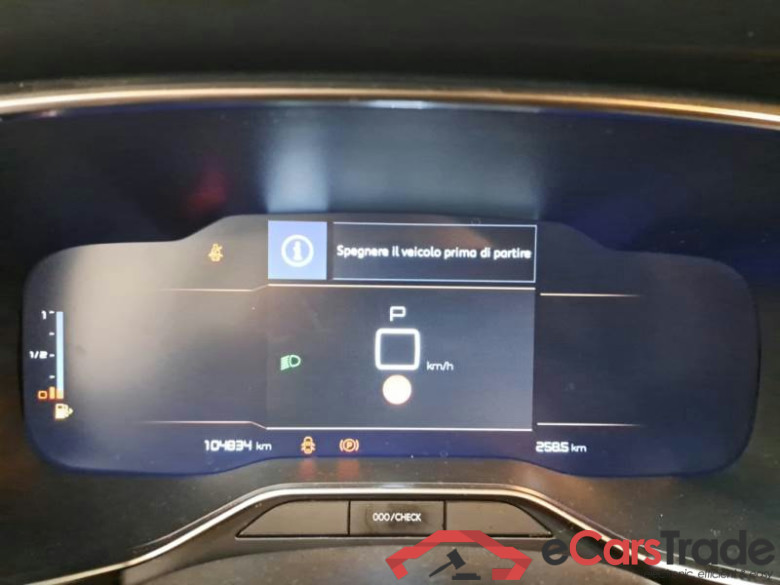 CITROEN C5 AIRCROSS / 2022 / 5P / SUV BLUEHDI 130 SeS FEEL EAT8 #4