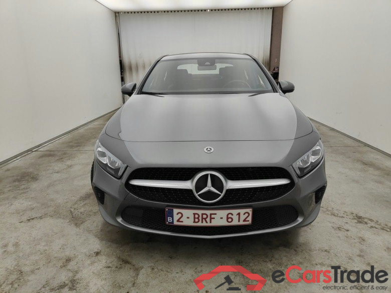Mercedes-Benz A-Klasse Limousine A 250e Business Solution 4d #5