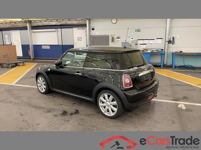 MINI Mini (R56) 1.4i One #2