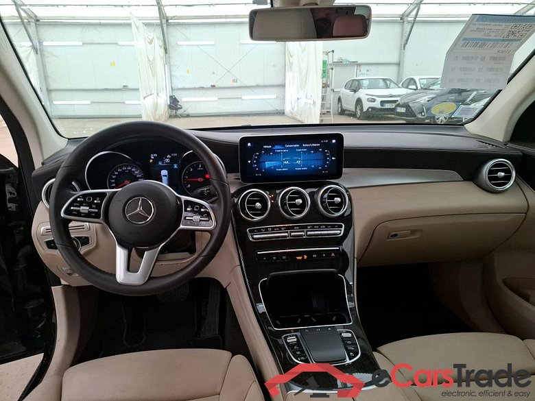 MERCEDES-BENZ GLC / 2019 / 5P / SUV GLC 300 d Avantgarde Line 4Matic #5