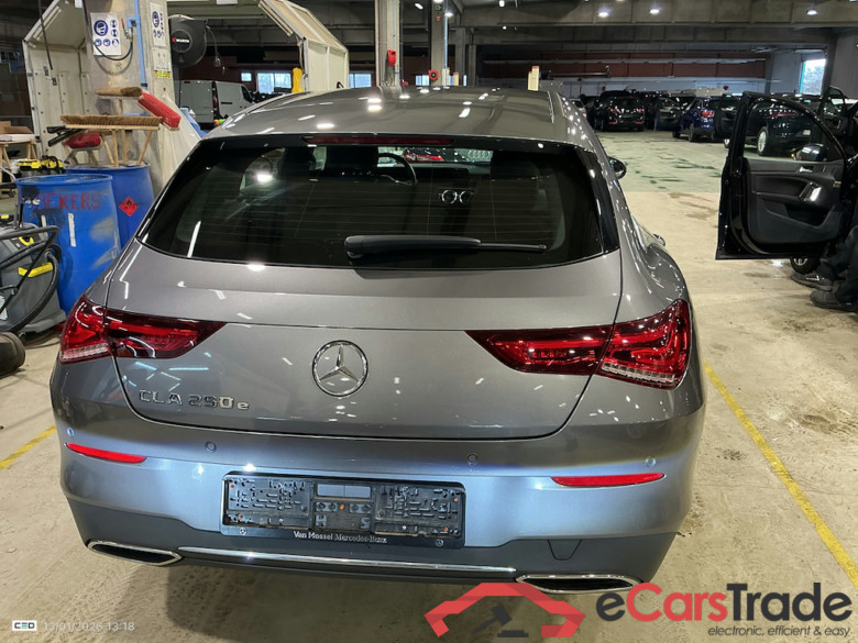 MERCEDES-BENZ CLA SHOOTING BRAKE 1.3 CLA 250 E BUSINESS SOLUTION DCT #5